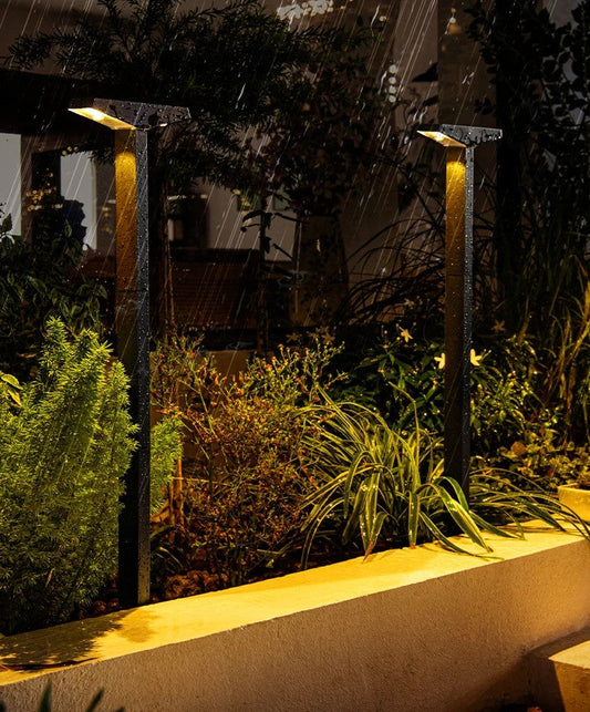 Solar Garden Pathway Light